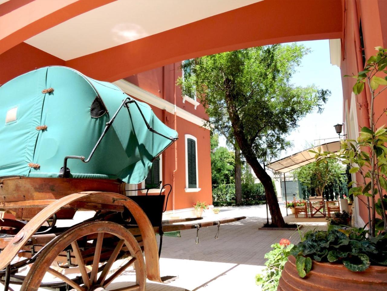 Donnenzo Bed & Breakfast Latiano Exterior foto